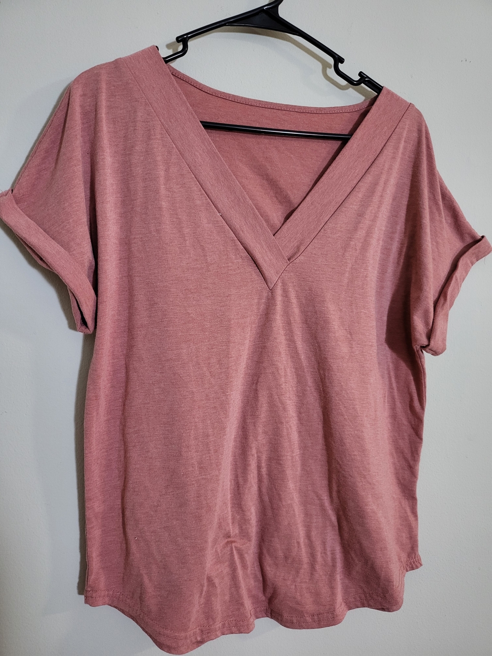 Women's V-Neck Short Sleeve Top - Dusty Rose